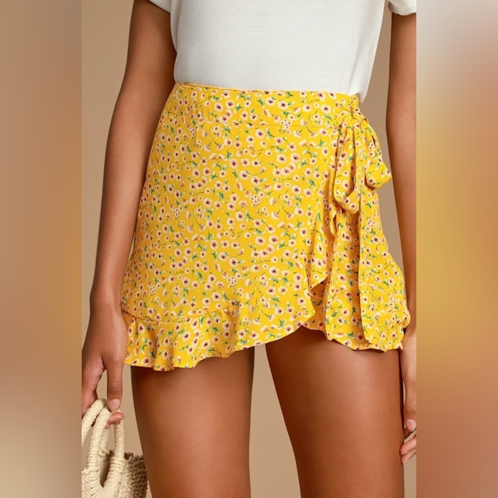 Lulus Fleurt With Me yellow floral print ruffled wrap mini skort